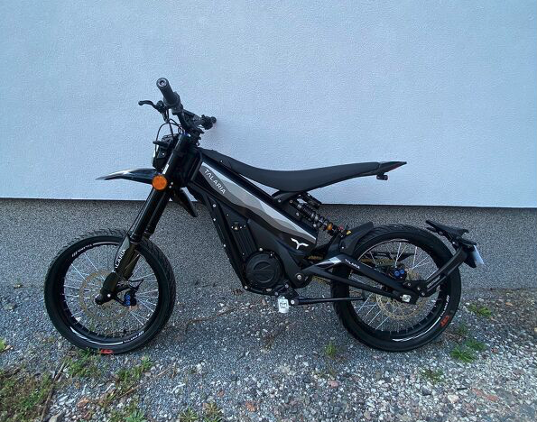 Elektro motorka TALARIA XXX L1e 60V/40Ah 6Kw 2025